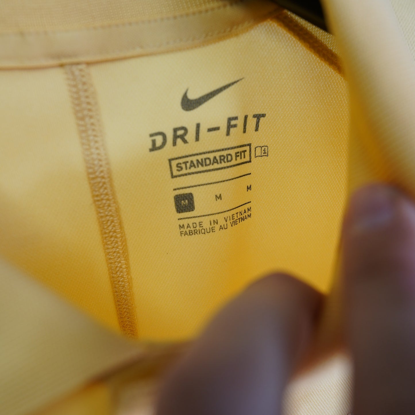 (M) Nike Golf Mickey Mouse Disney Dri-Fit Golf Performance Polo Shirt Men's M Yellow