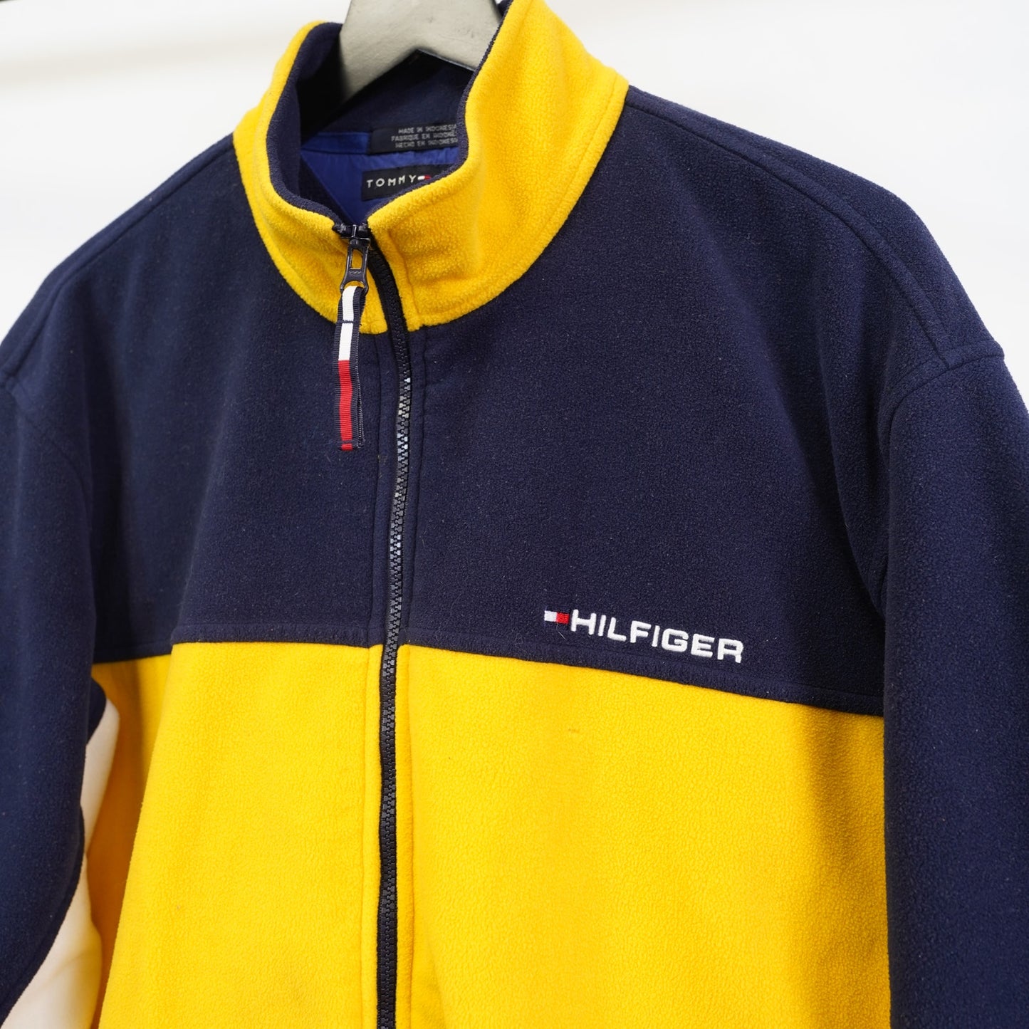 (XL) Vintage Tommy Hilfiger 90s Fleece Full Zip Jacket Men's XL Yellow Sewn Big Flag