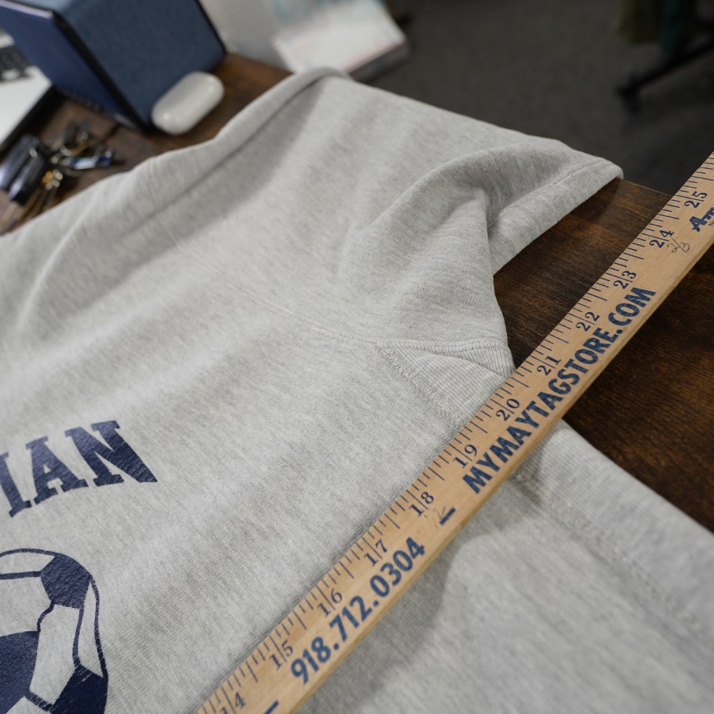(L) Vintage Champion Reverse Weave Morvain Soccer Sweatshirt Men's L/XL Gray 80s-90s