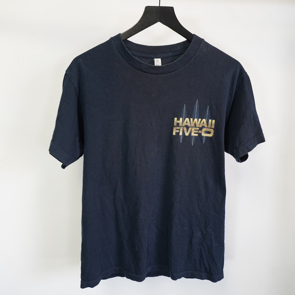 (M) Hawaii Five-O Y2K TV Show Promotional Surf T-Shirt Men's M Blue 2000s Retro