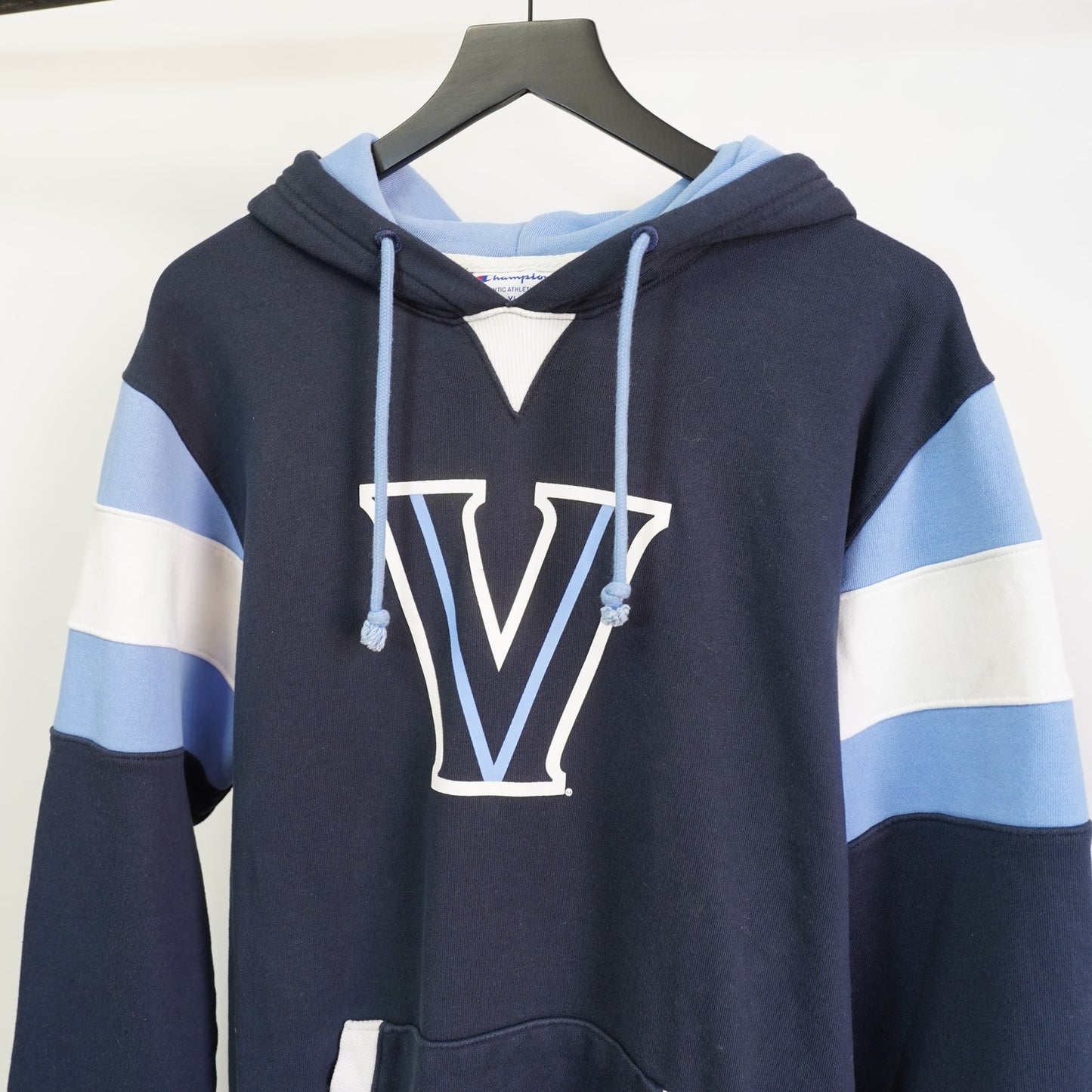 (XL) Vintage Villanova University Wildcats Champion Hoodie Men's XL Blue Cut & Sew