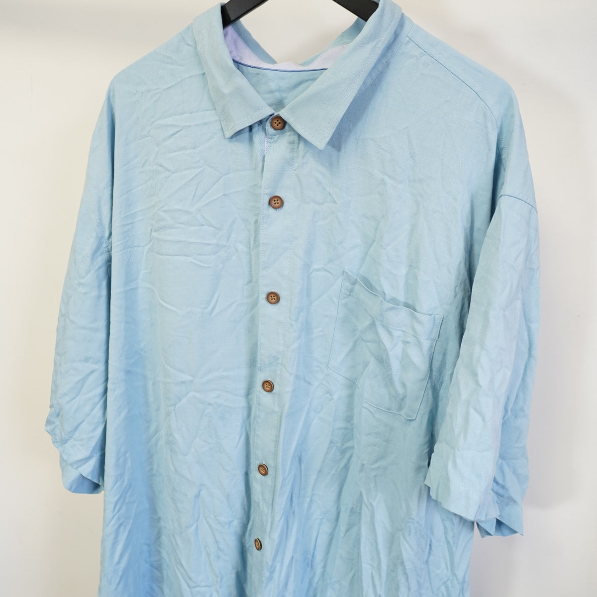 Vintage (4XL) Tommy Bahama Embroidered Silk Hawaiian Golf Button Up Shirt Men's 4XL