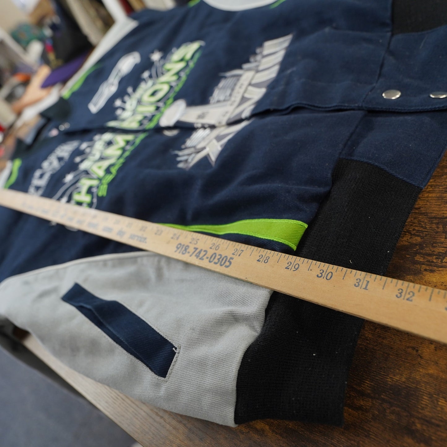 (XXL) Vintage Seattle Seahawks Super Bowl XLVIII Champs Nascar Jacket Mens 2XL Patch