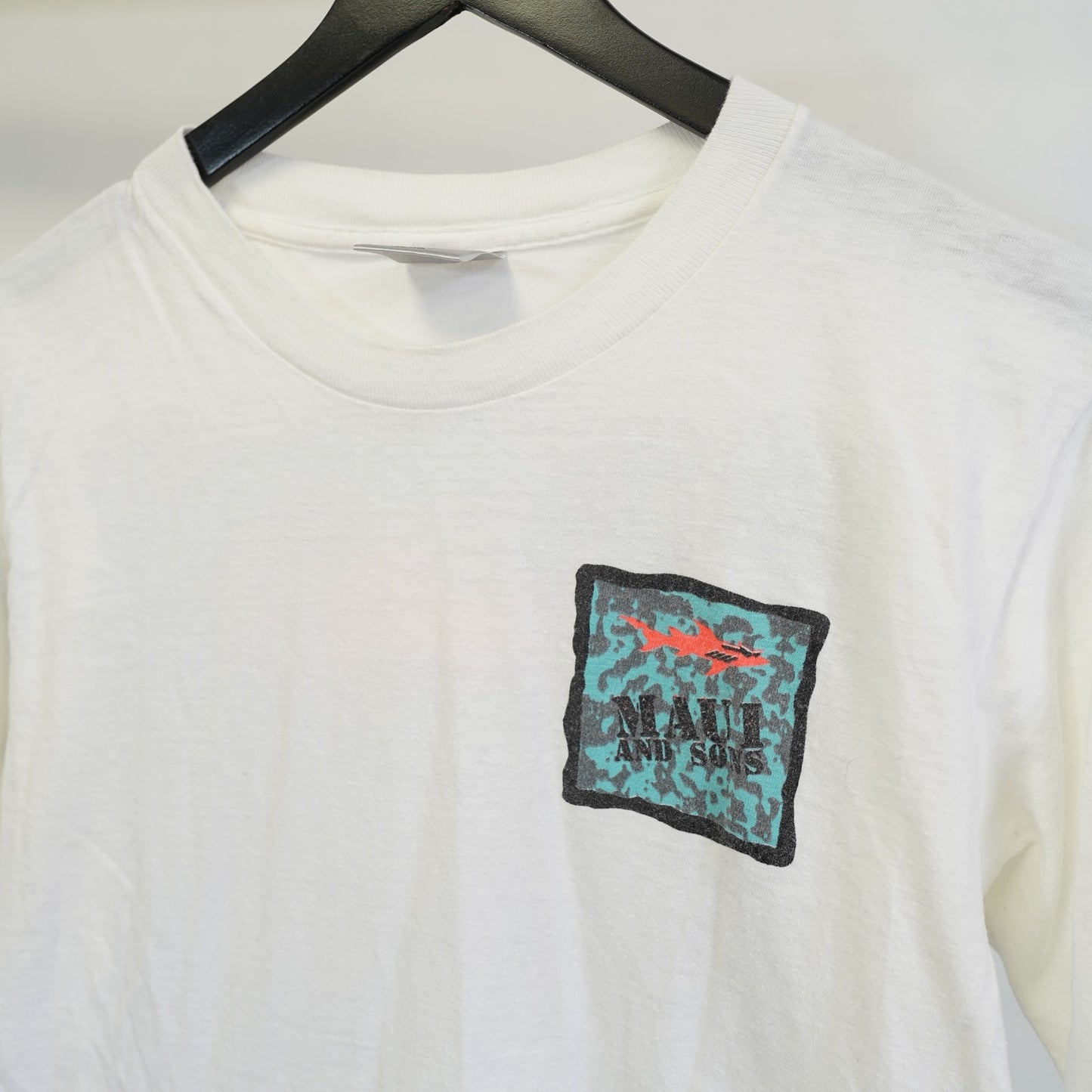 (M) Vintage Maui & Sons Surf Shark T-Shirt Men's M White Skate Beach