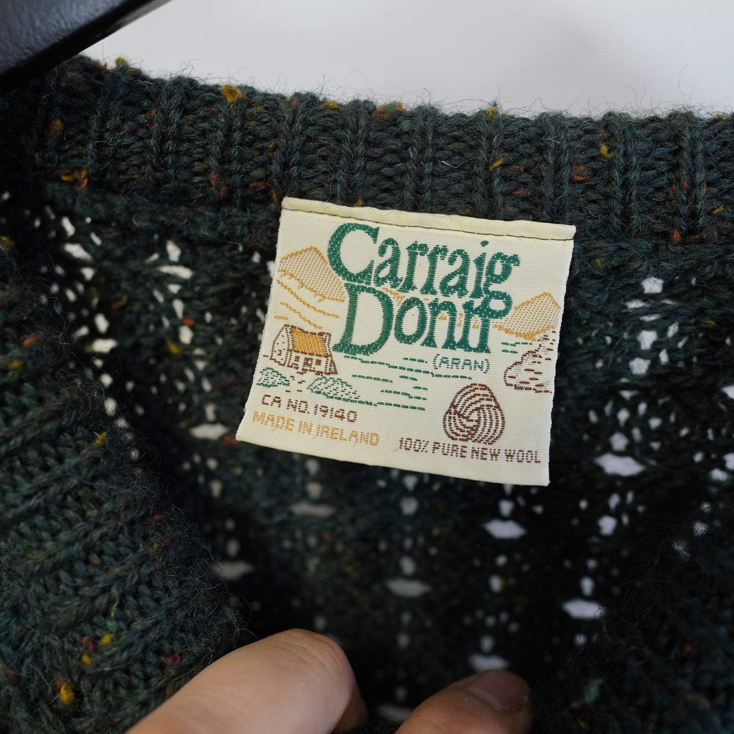 (XL) Vintage Carraig Donn Fisherman Cable Knit Wool Sweater Men's XL Green Ireland