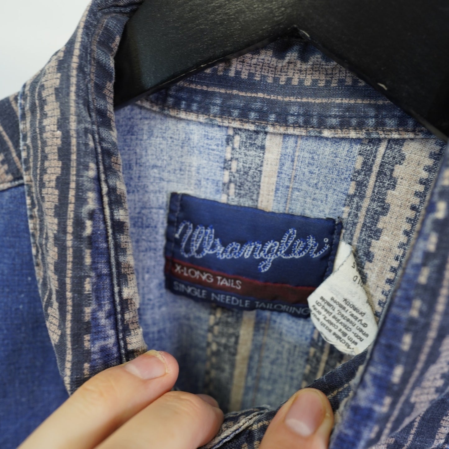 (XXL) Vintage Wrangler Pearl Snap Western Brush Popper Button Up Men's XXL Blue Aztec