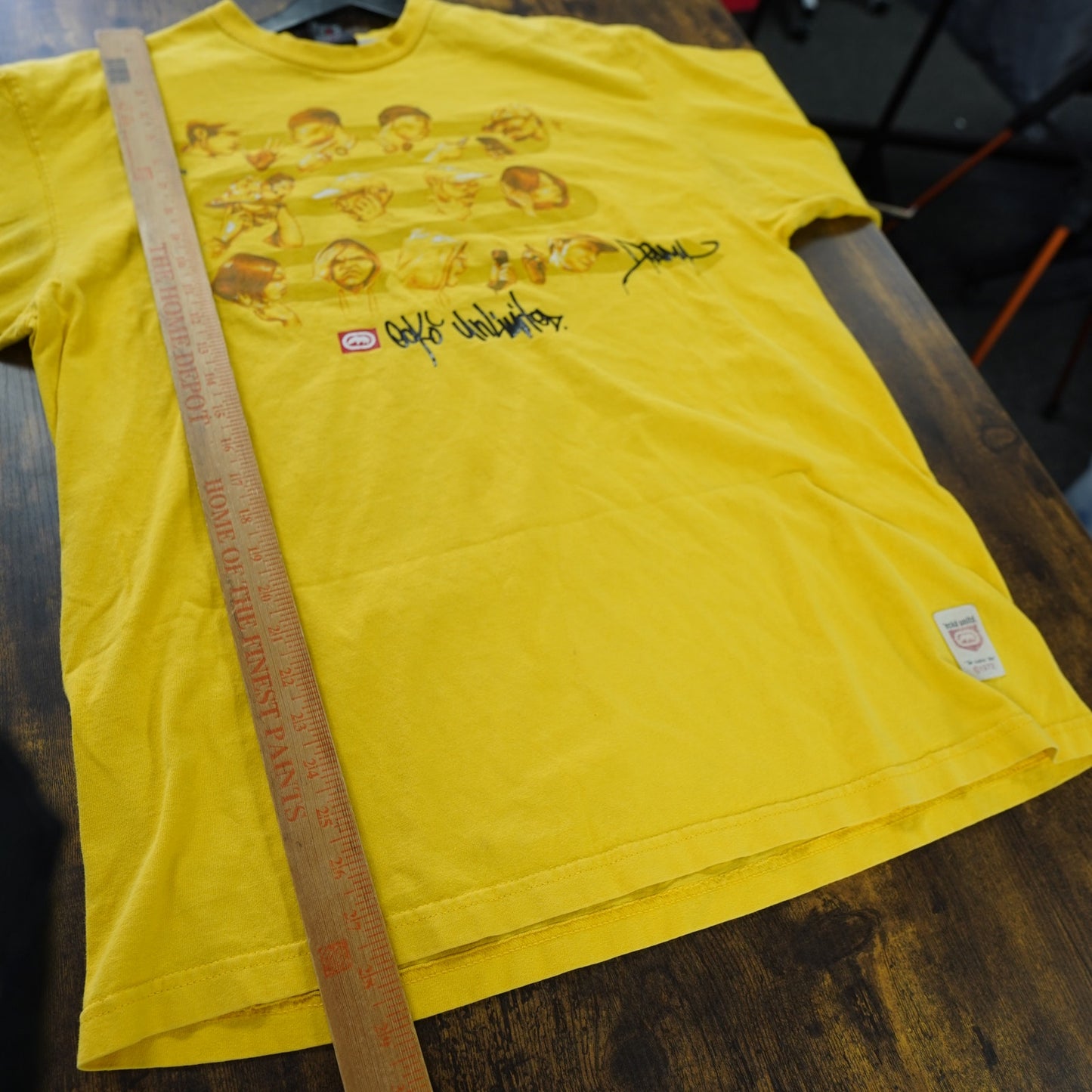 (L) Vintage Y2K Ecko Unlimited No Drama 2000s Yellow Hip Hop T-Shirt