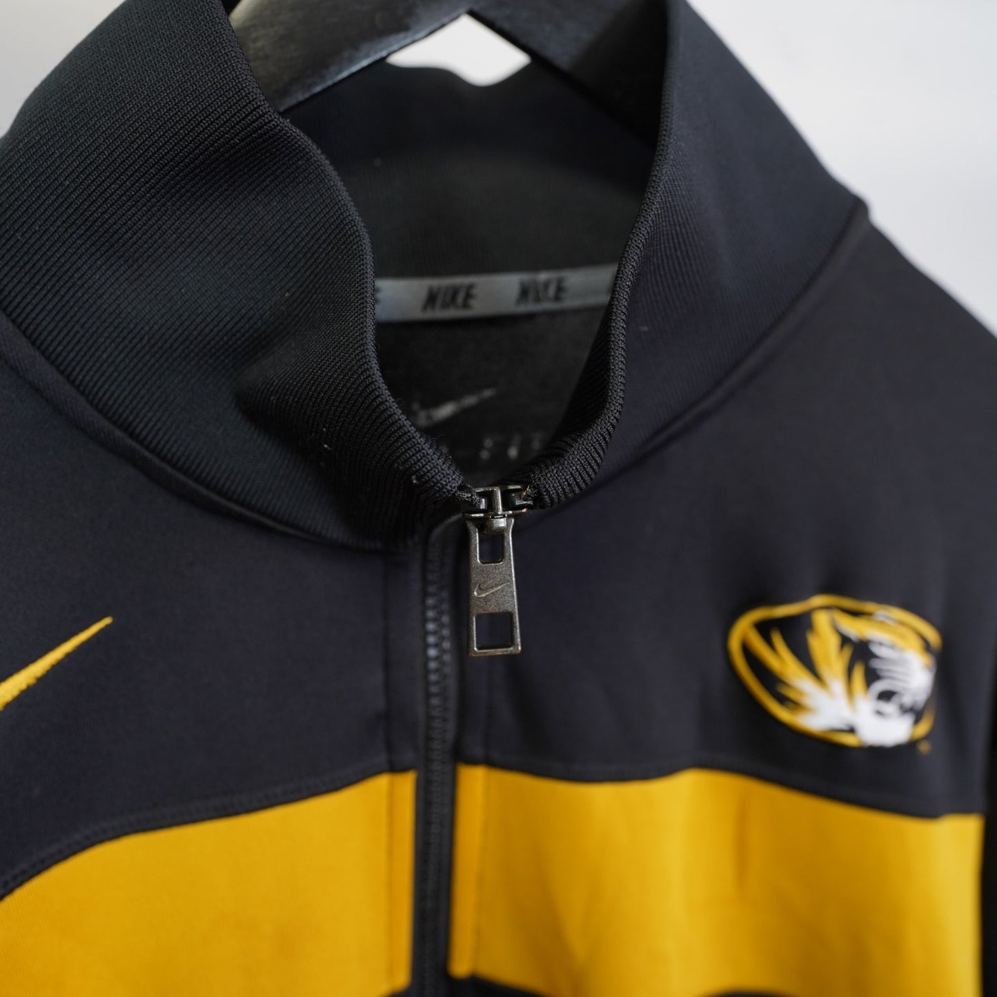 (L) Nike Missouri Tigers Dri-Fit Full Zip Track Jacket Men's L Black Yellow