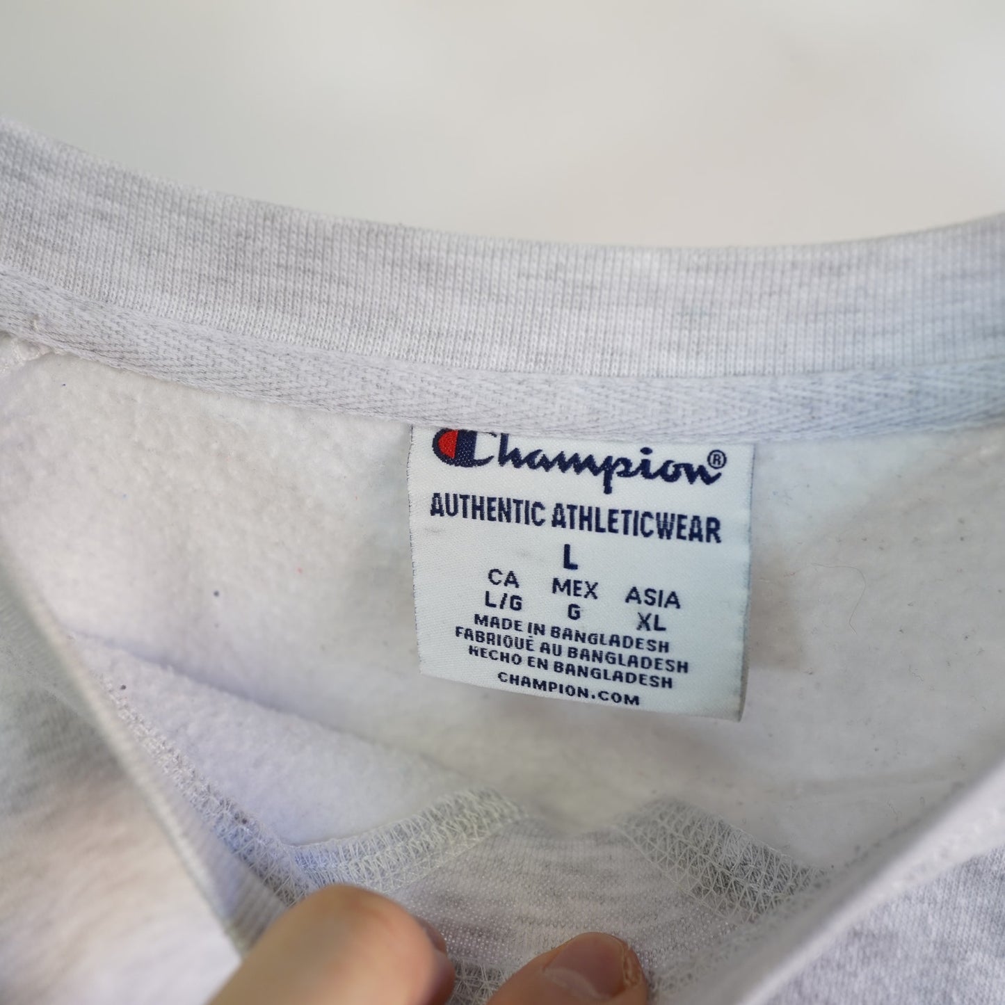 (L) Indiana University Hoosiers Champion Stitched Sweatshirt Men's L Crewneck Gray