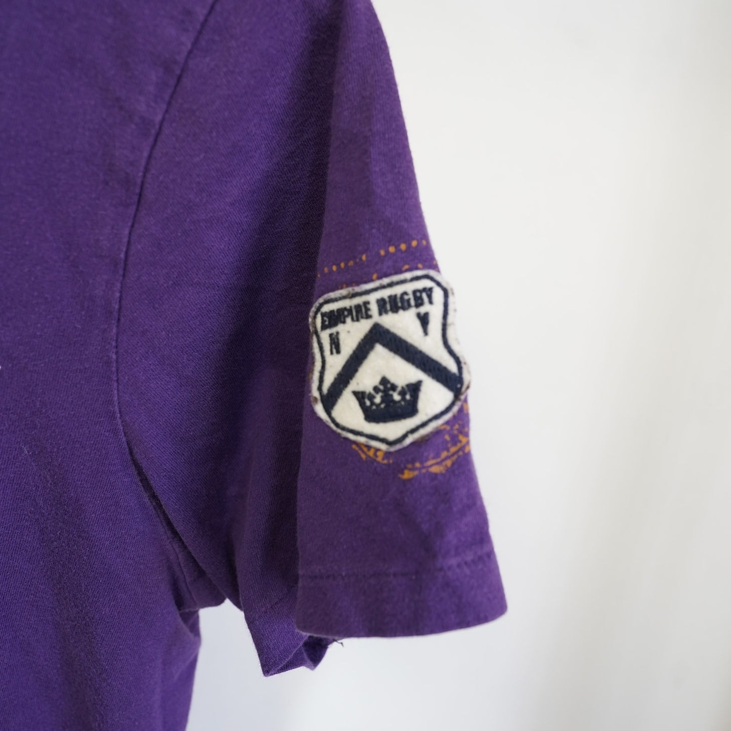 (M) Vintage Aeropostale Embroidered T-Shirt Men's M Purple Y2K 2000s Sewn Preppy